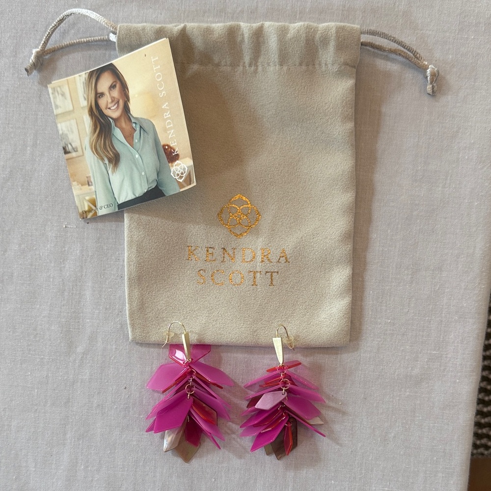 Kendra Scott Fuchsia and Gold Statement Earrings